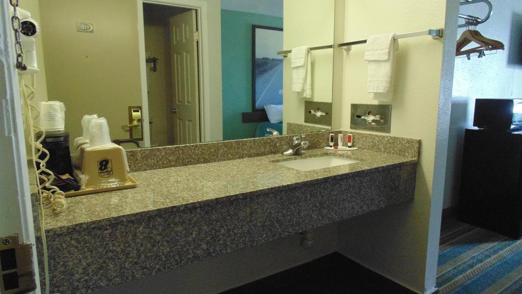 Super 8 By Wyndham Sapulpa/Tulsa Area Μοτέλ Glenpool Εξωτερικό φωτογραφία
