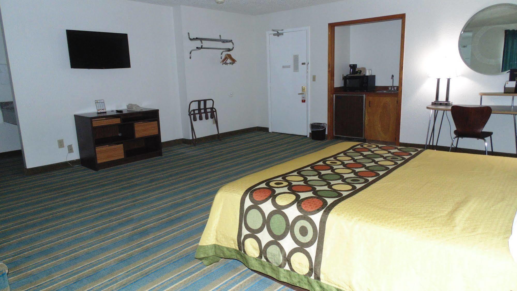 Super 8 By Wyndham Sapulpa/Tulsa Area Μοτέλ Glenpool Εξωτερικό φωτογραφία